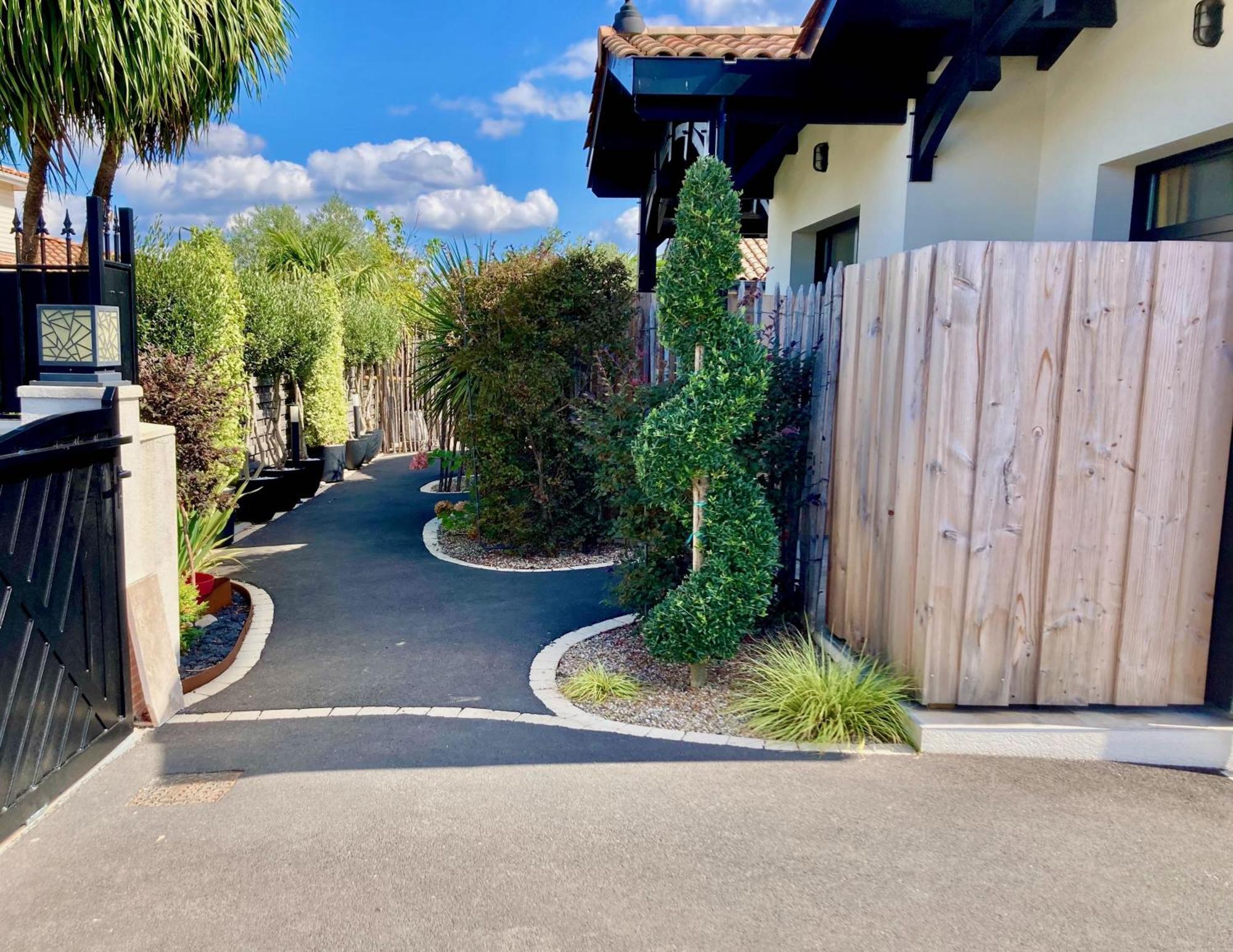 Hotel Particulier - Les Lodges Du Bassin D'Arcachon- Petit-Dejeuner Sur Demande- Prestations Haut De Gamme Gujan-Mestras Buitenkant foto